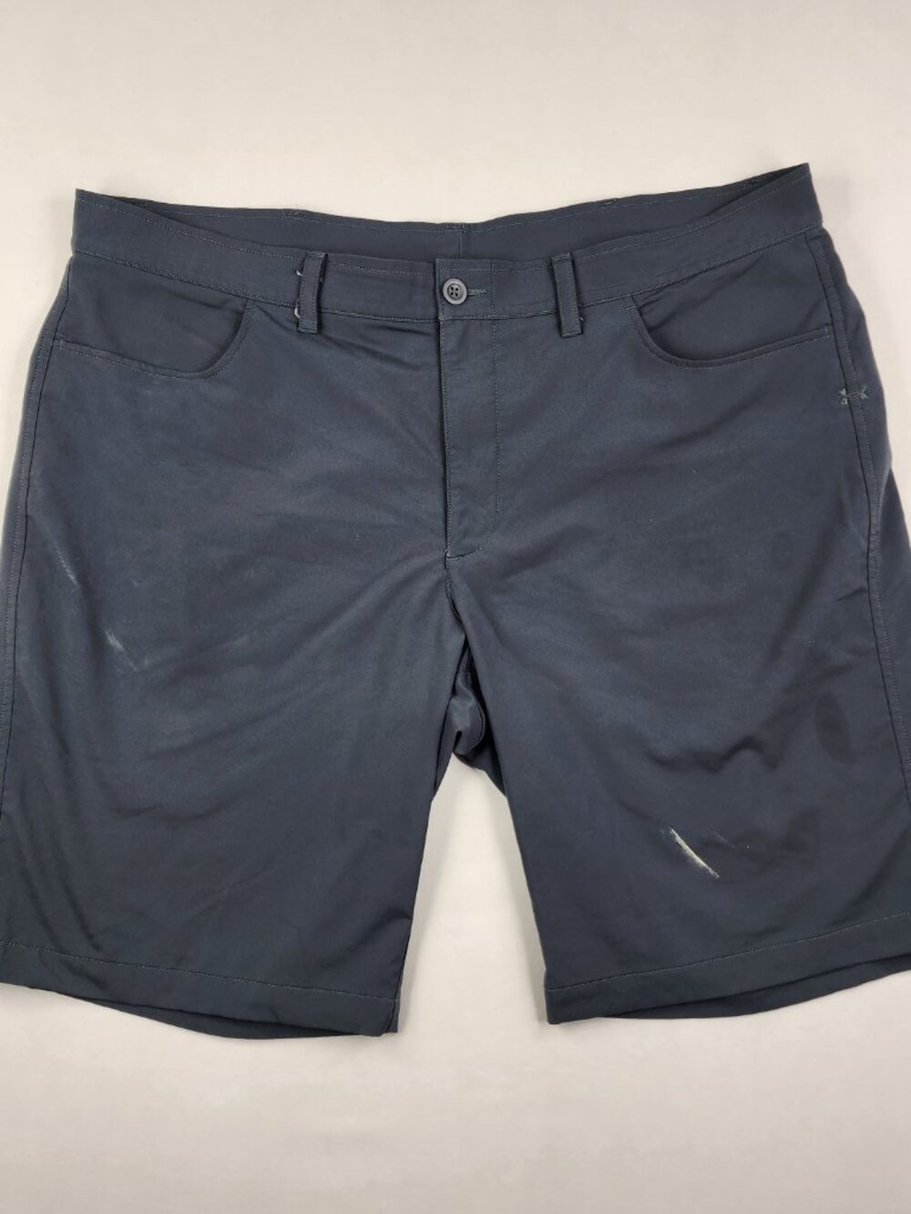 Under Armour Mens 40 Gray Match Play Golf Shorts Mid Hybrid Performance FLAW